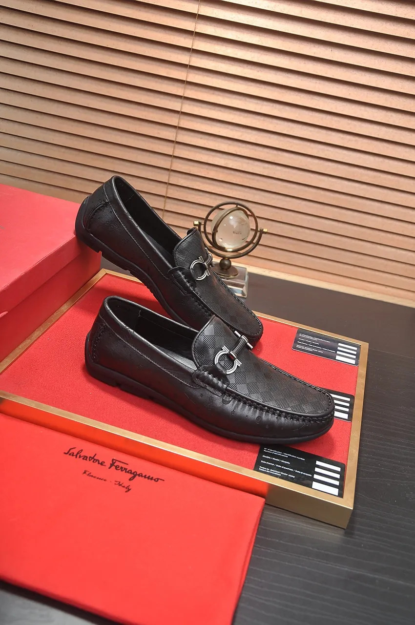 Men's shoes 💰460💶 [Ferragamo/Ferragamo] The latest model in the counter. Original imported open-sided fine cowhide hand-woven + imported 🐂 cowhide + original luxury metal buckle + original combination outsole. No pressure in comparison 38--44🎉